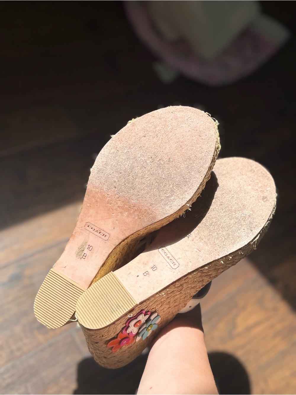 Rare Vintage Coach Wedges Floral Leather Appliqué Jesica Thong Platform Sandals - Picture 7 of 11